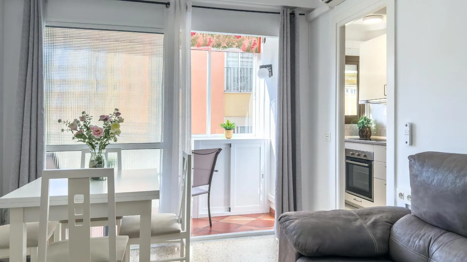 Hanami Avenida De Espana 1C Estepona Apartment